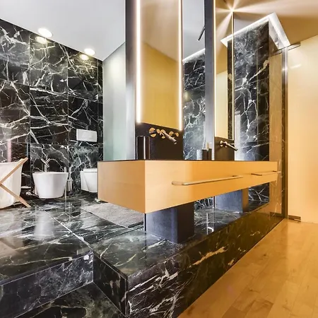 דירה Luxurious With Sauna